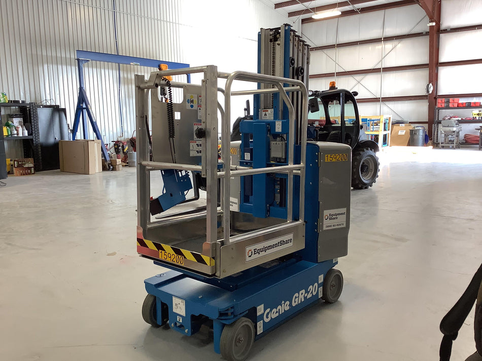 2021 GENIE GR-20