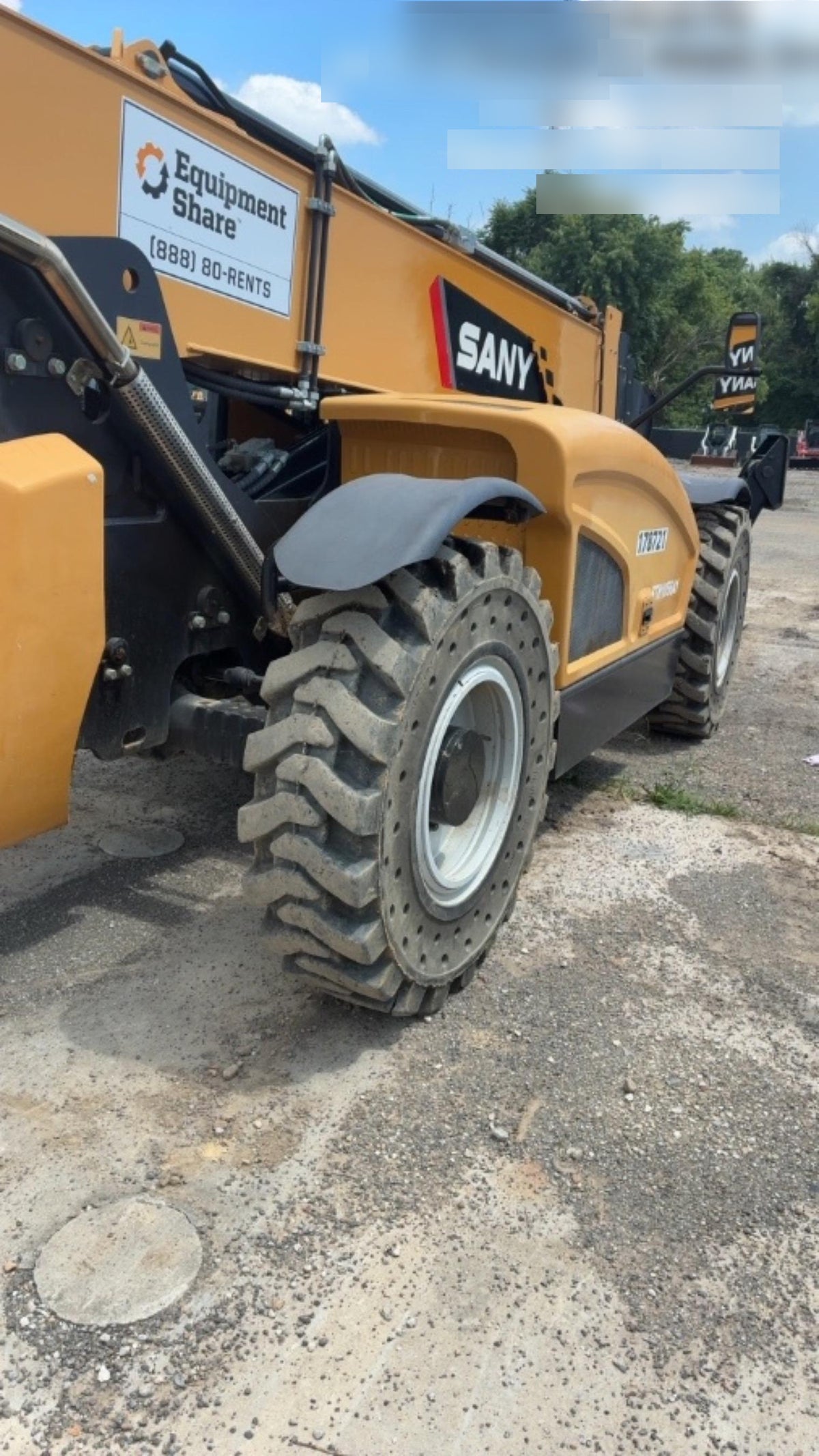 2021 SANY STH1056