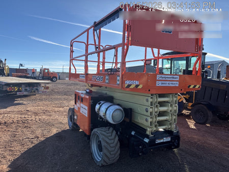 2022 JLG RT4069