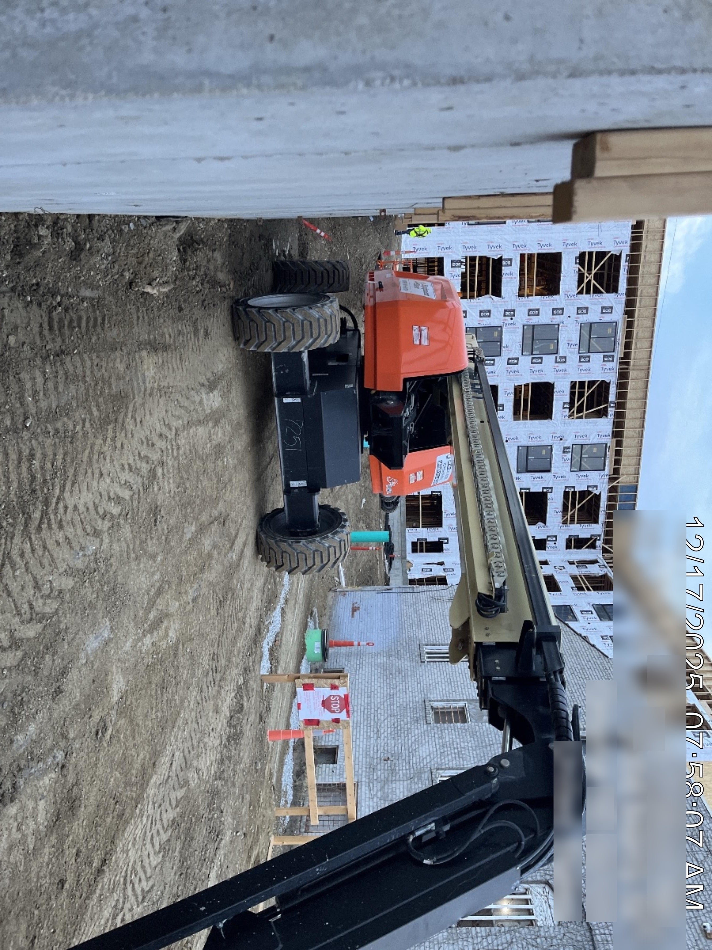 2023 JLG 660SJ