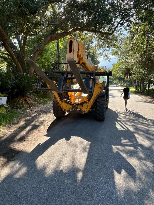 2019 JCB 510-56 Canopy, 74 HP, Solid Tires, STD Worklight, Beacon, Aux Hydraulics, Lifting Eye, Back up Alarm w/66" Carriage/60" Forks