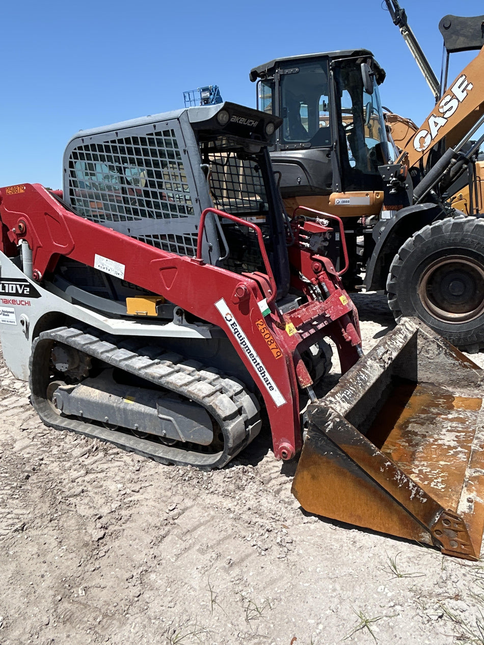 2022 TAKEUCHI TL10V2-CR