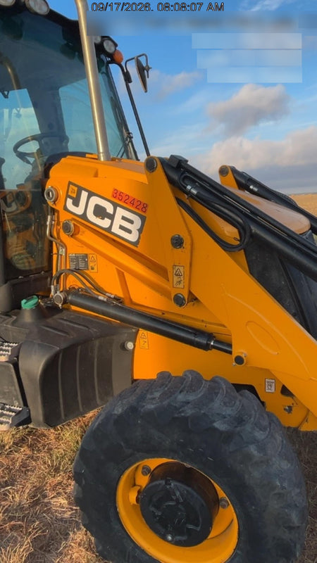 2023 JCB 3CX-14