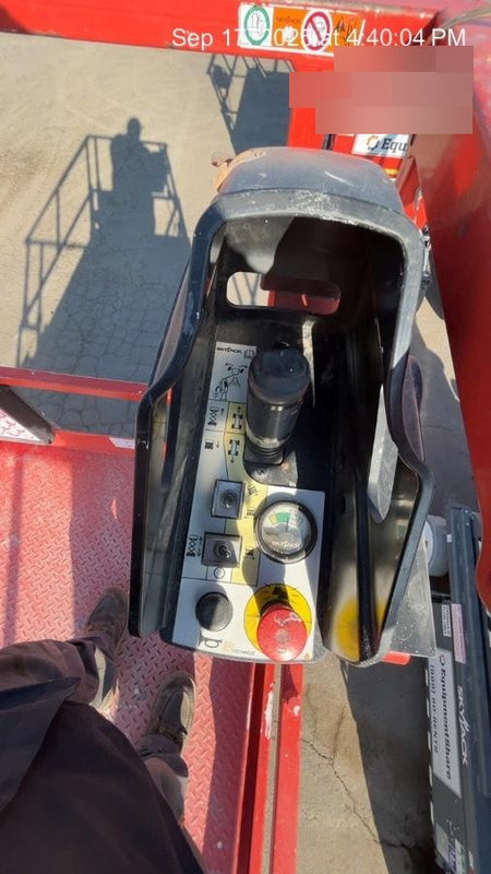 2022 SKYJACK SJ4740