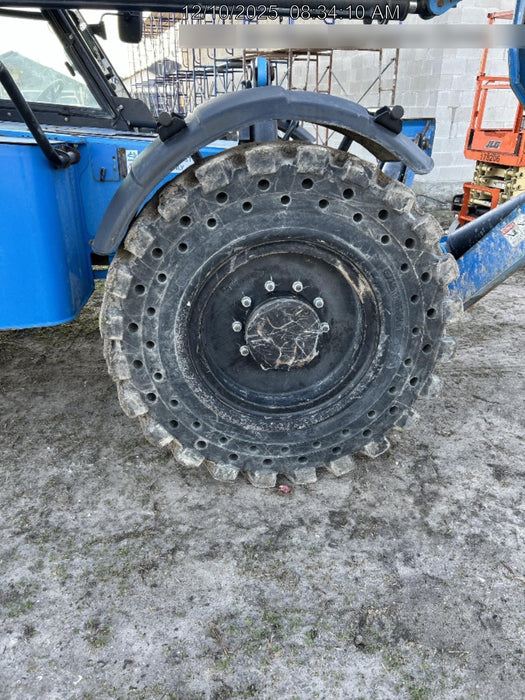 2019 Genie GTH-1056 Cab/Heat/AC, Solid RT Tires, LED Work Lights, Beacon 60" QA Carriage, 60" Forks