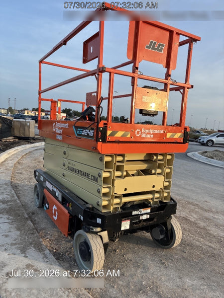2025 JLG ES3246