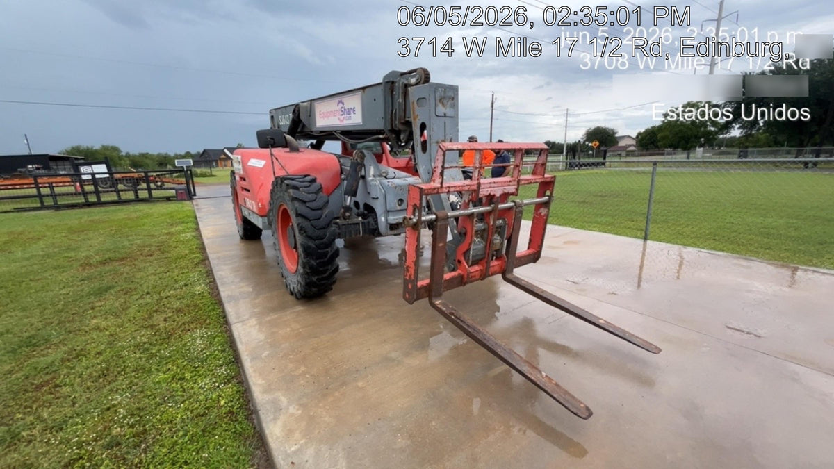 2016 Skyjack SJ643 TH 60" Carriage, Solid Tires