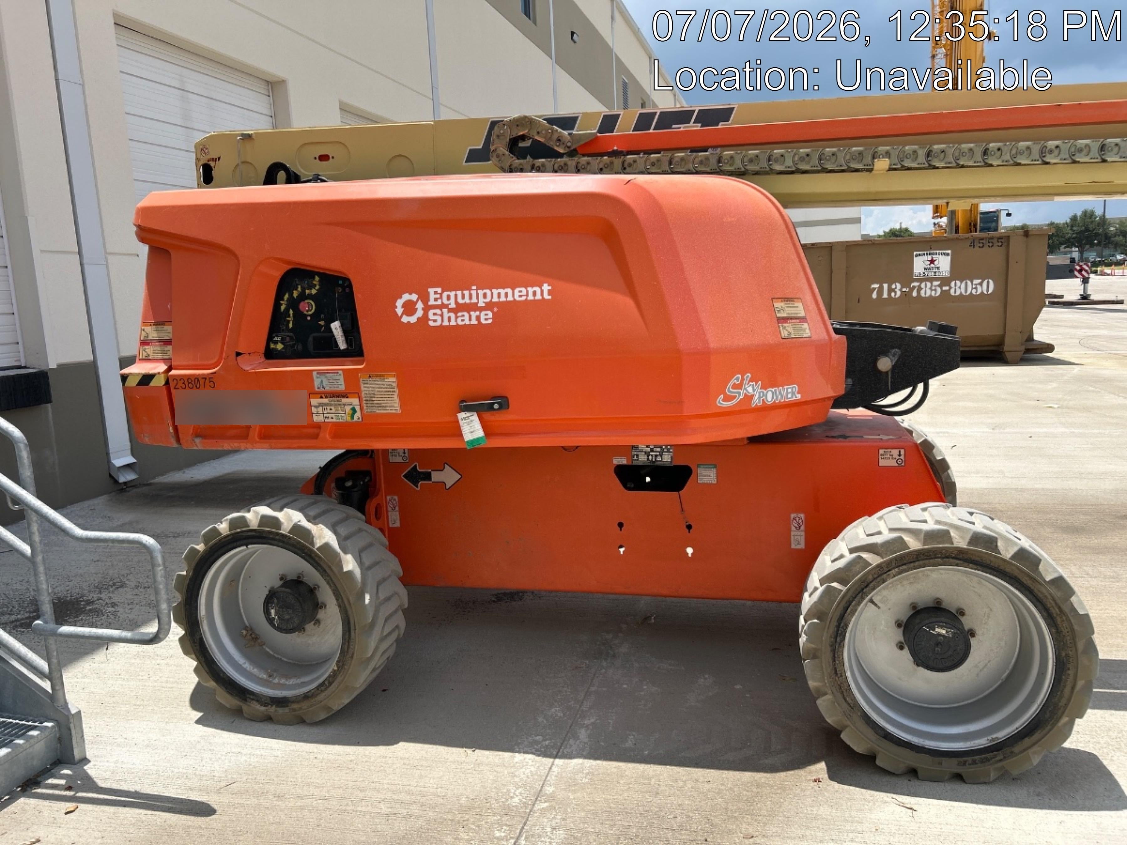 2022 JLG 660SJ