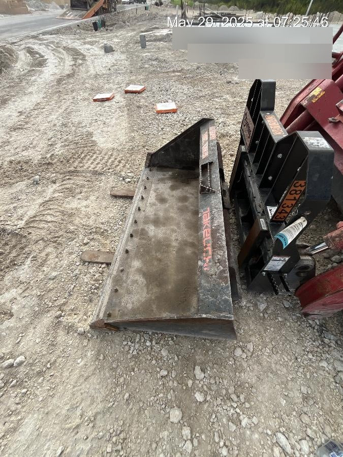2023 TAKEUCHI 67" Smooth Bucket - Takeuchi