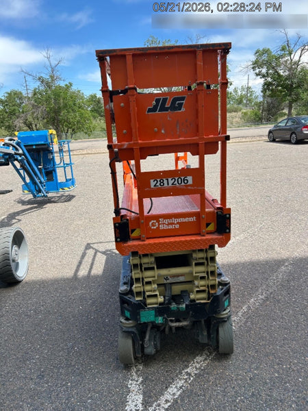 2022 JLG ES1932