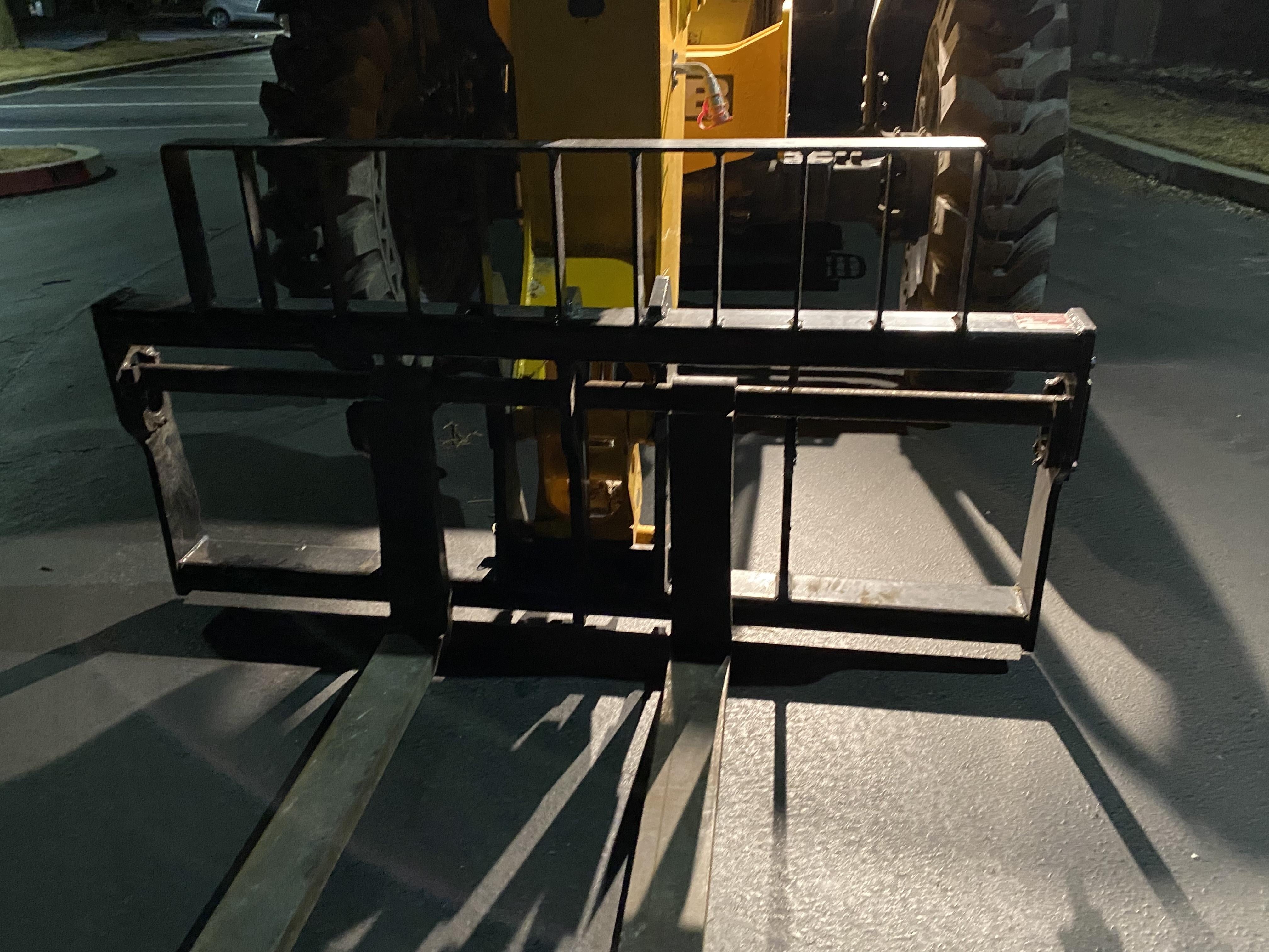 2021 JCB 509-42