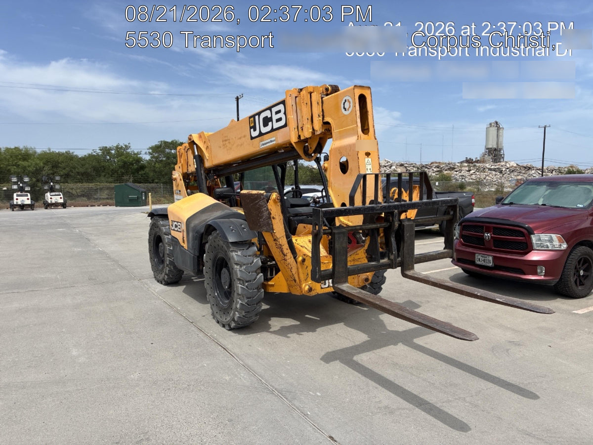 2019 JCB 512-56 109 HP w/Open ROPS, Beacon, Aux Hydraulics, Worklights, Solid Tires w/66" Carriage/60" Forks
