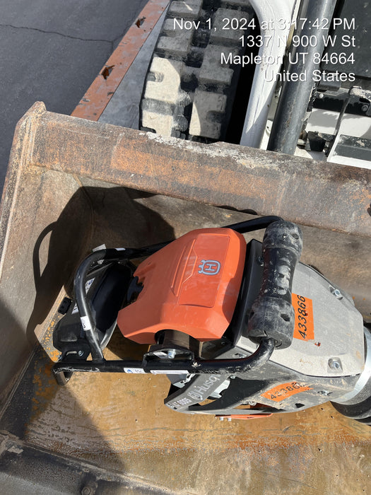 2024 HUSQVARNA LT6005