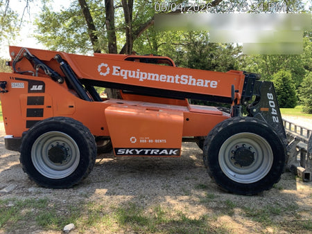 2022 SKYTRAK 8042