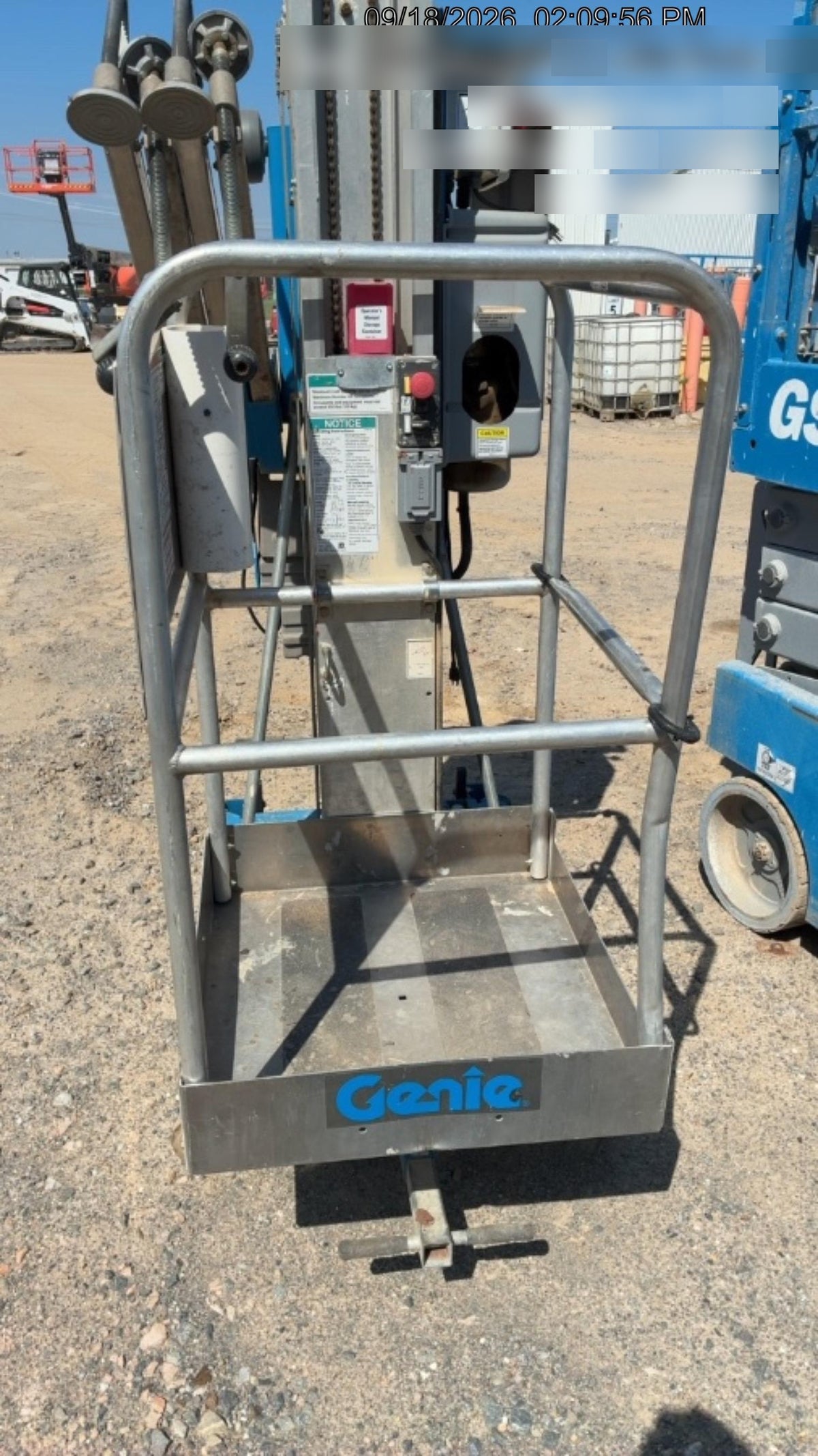 2018 GENIE AWP-30S