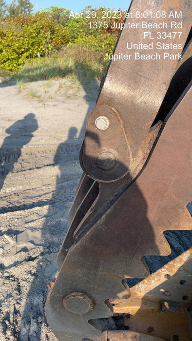 2016 CASE 48" Bucket - Case