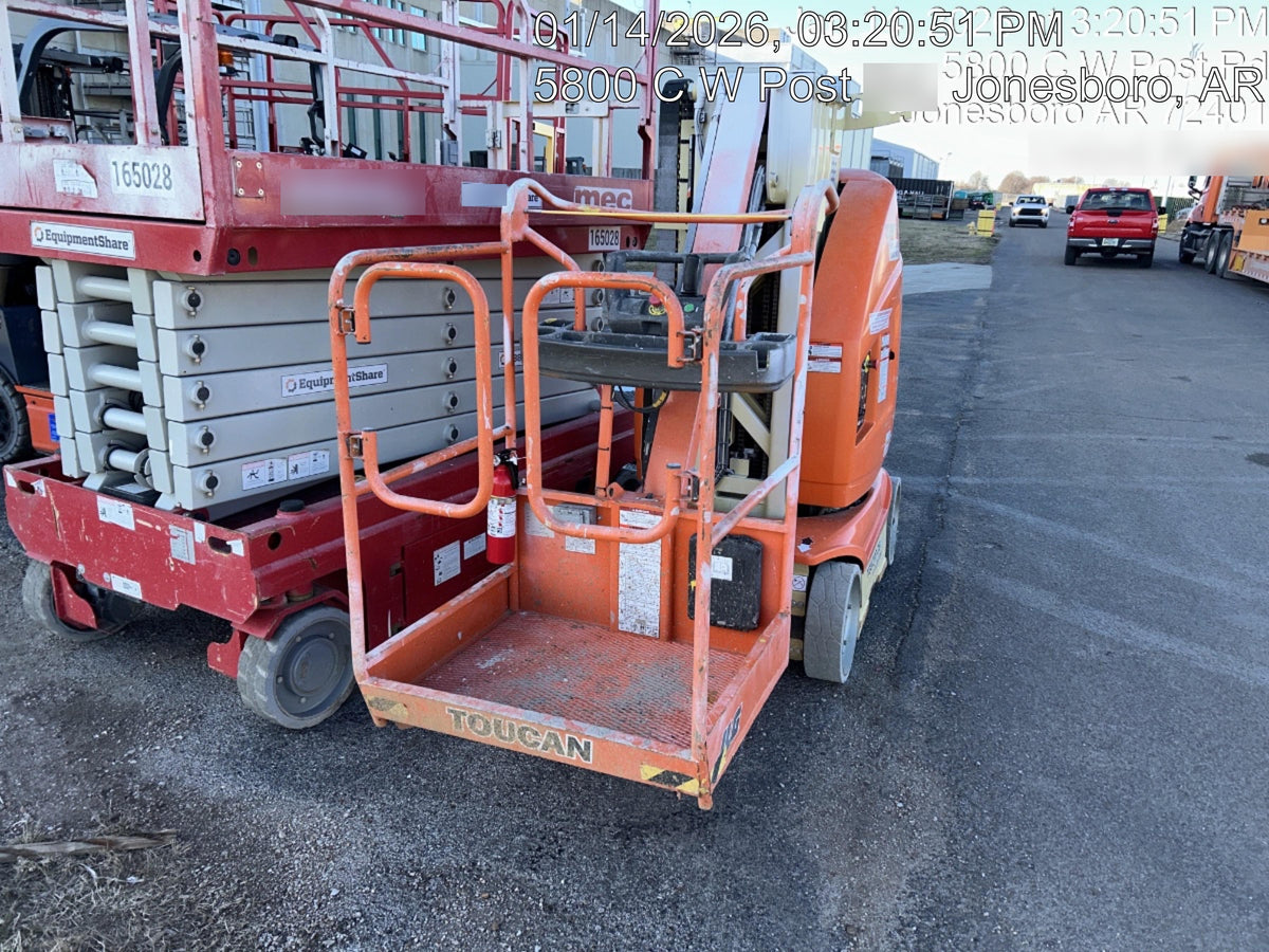 2022 JLG 26E