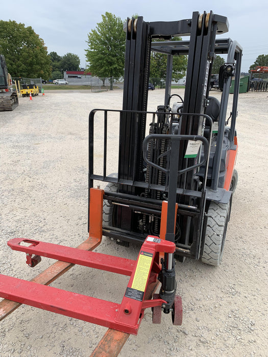 2022 DAYTON 5500 lb Pallet Jack
