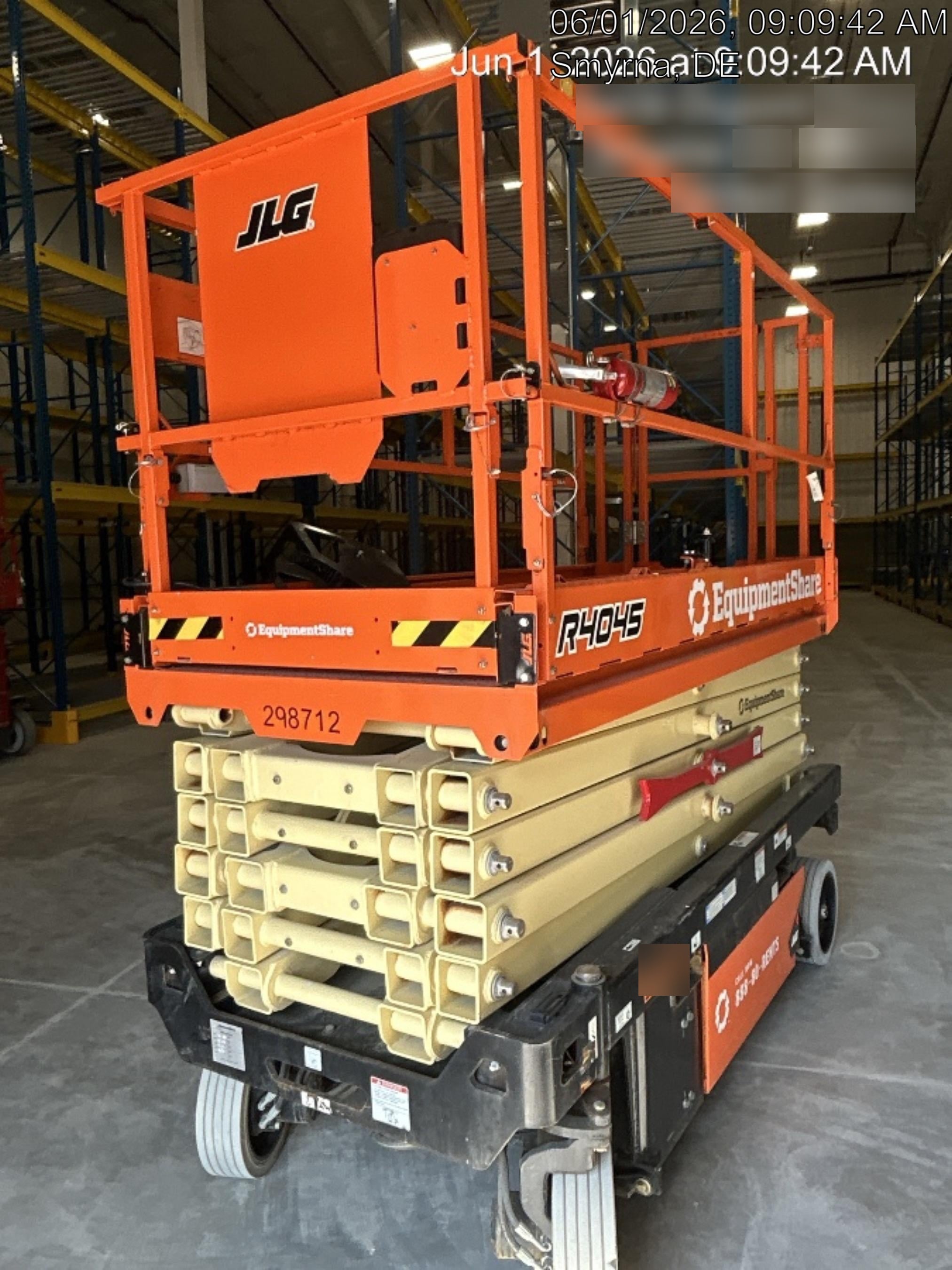 2023 JLG R4045