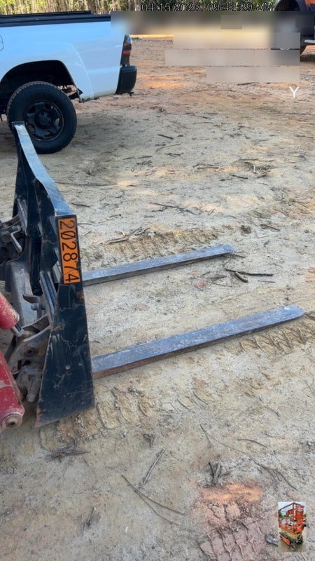 2022 ARROW MATERIAL HANDLING 60" Pallet Forks - Arrow
