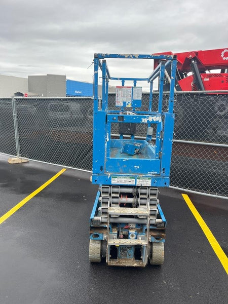 2020 Genie GS-1930 Solid Non Marking Tires, Beacon, Folding rails with half height swing gate, 800W Inverter