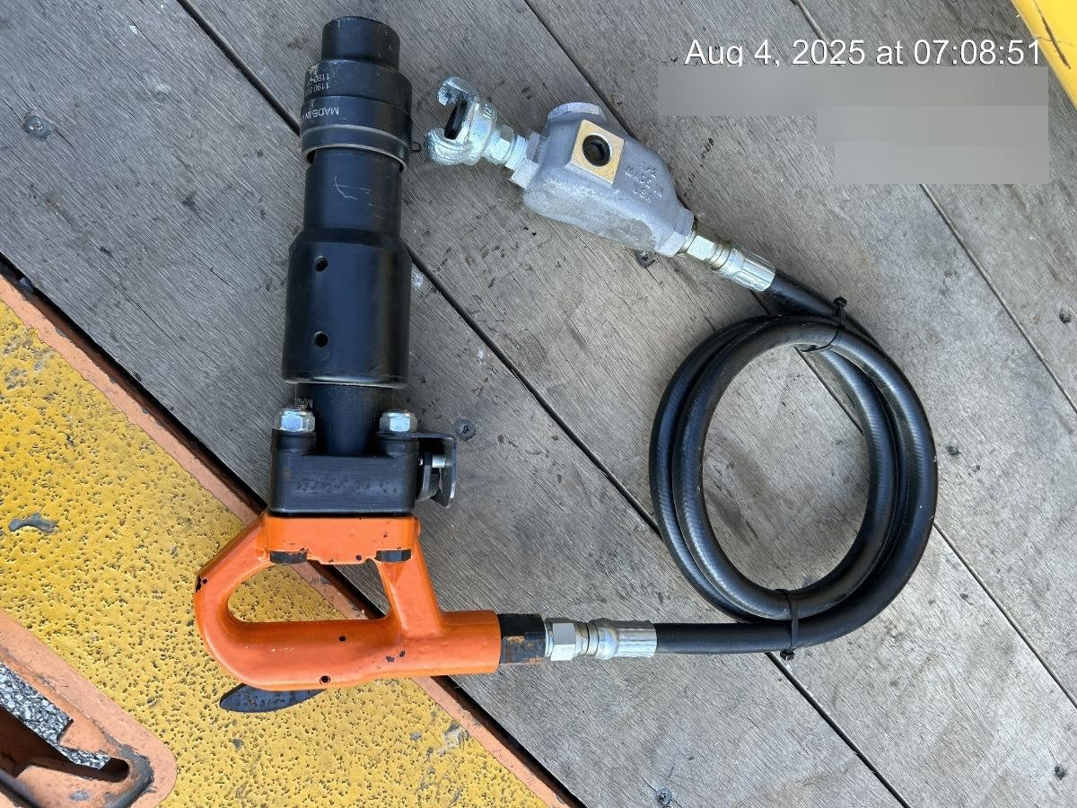 2024 MICHIGAN PNEUMATIC ES-CH3R-TRACKER