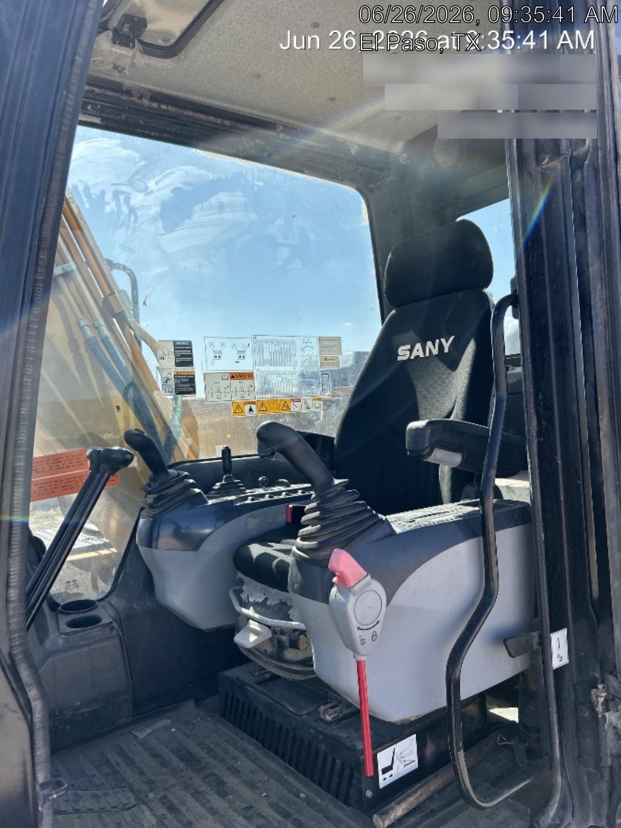 2023 SANY SY135S