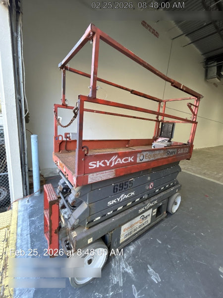 2018 Skyjack SJIII-3226 Skyjack SJIII3226 Scissor Lift w/Trojan Batteries