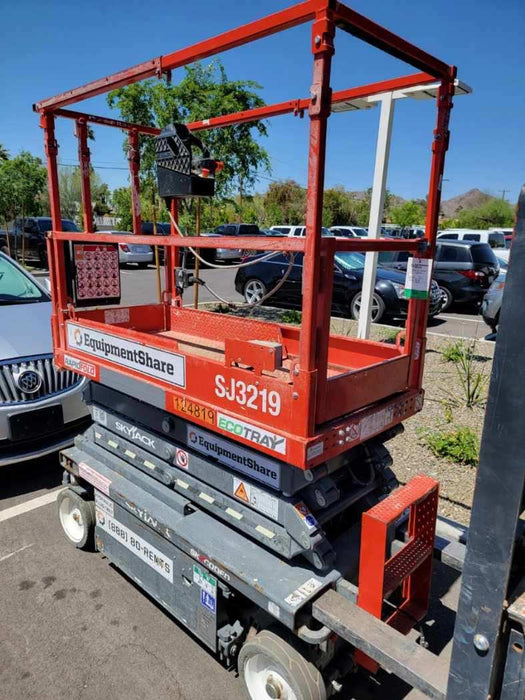 2022 SKYJACK SJ3219