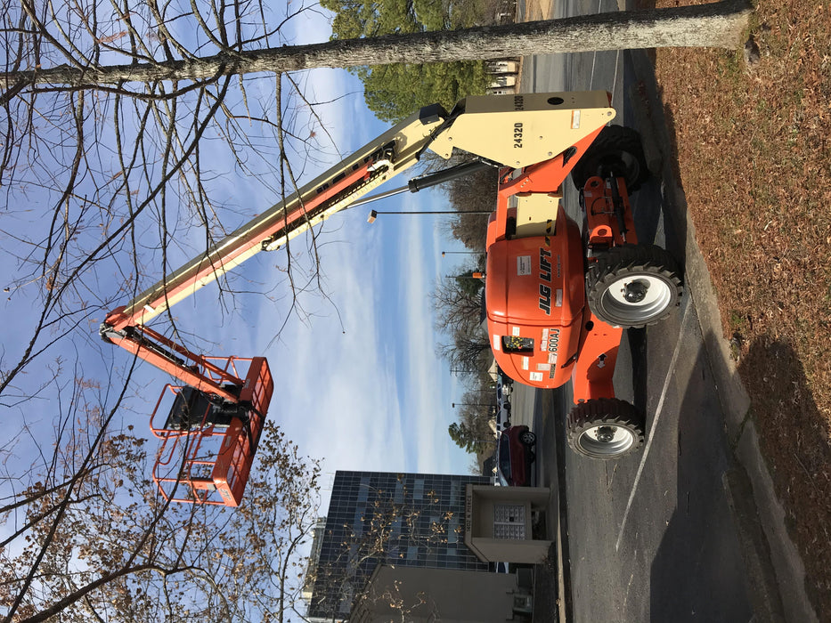 2019 JLG 600AJ