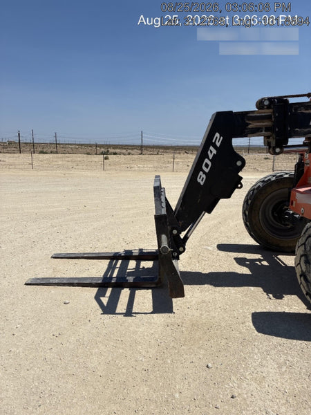 2022 SKYTRAK 8042