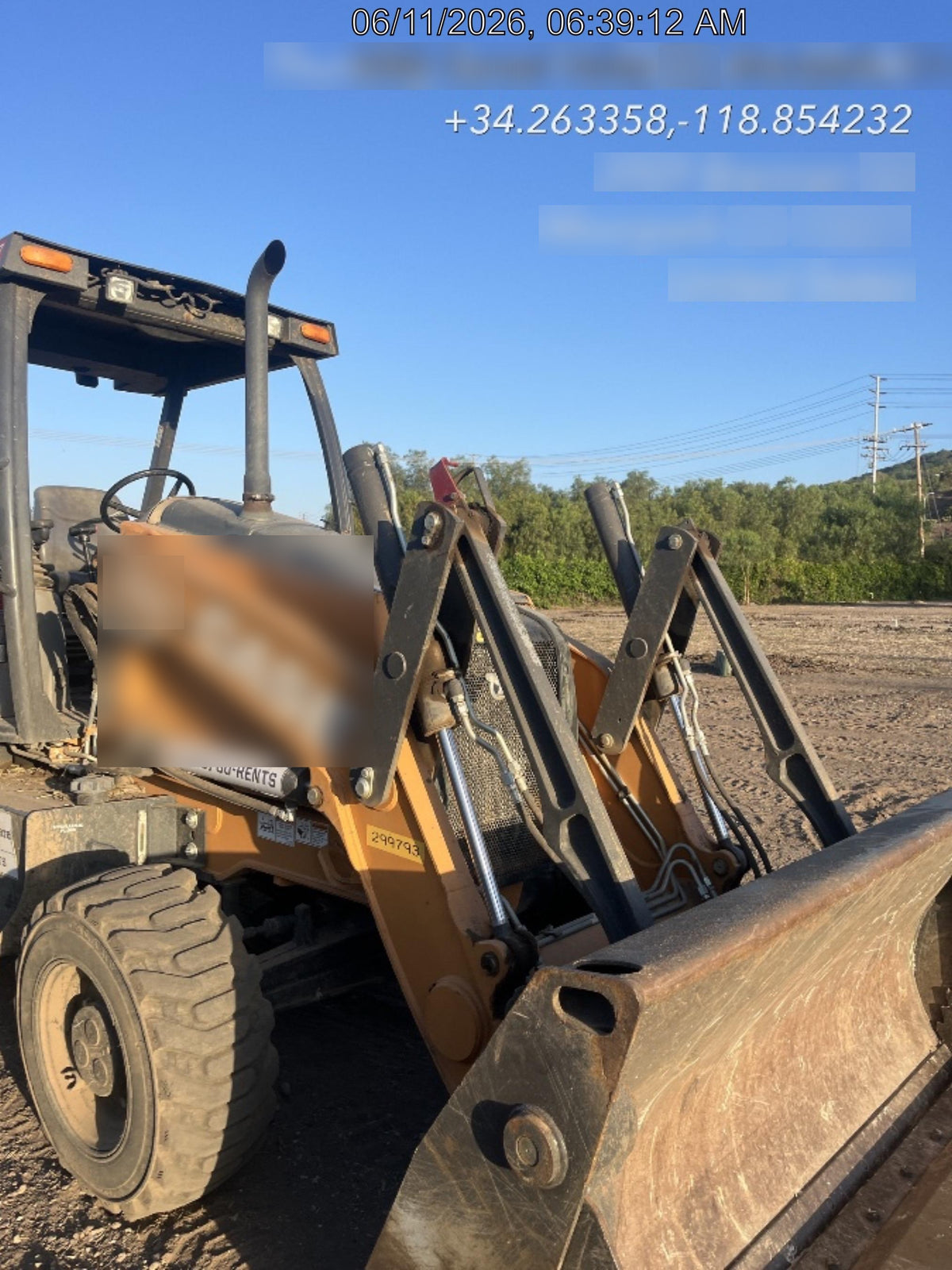 2023 CASE 570N EP