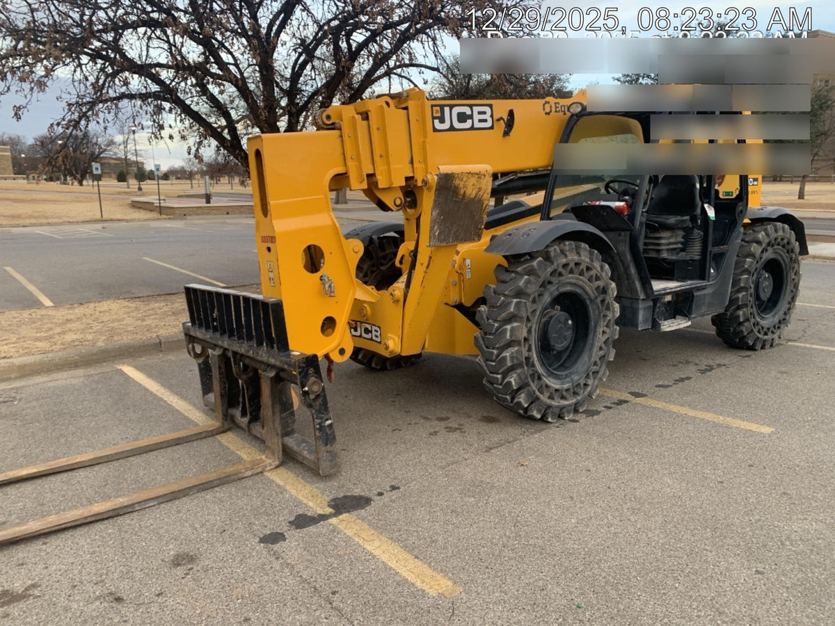 2023 JCB 510-56