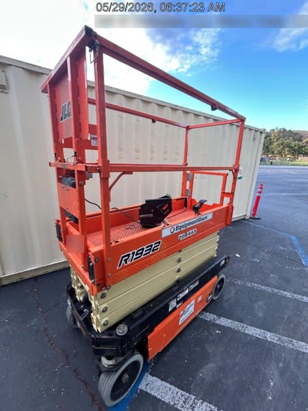 2022 JLG R1932