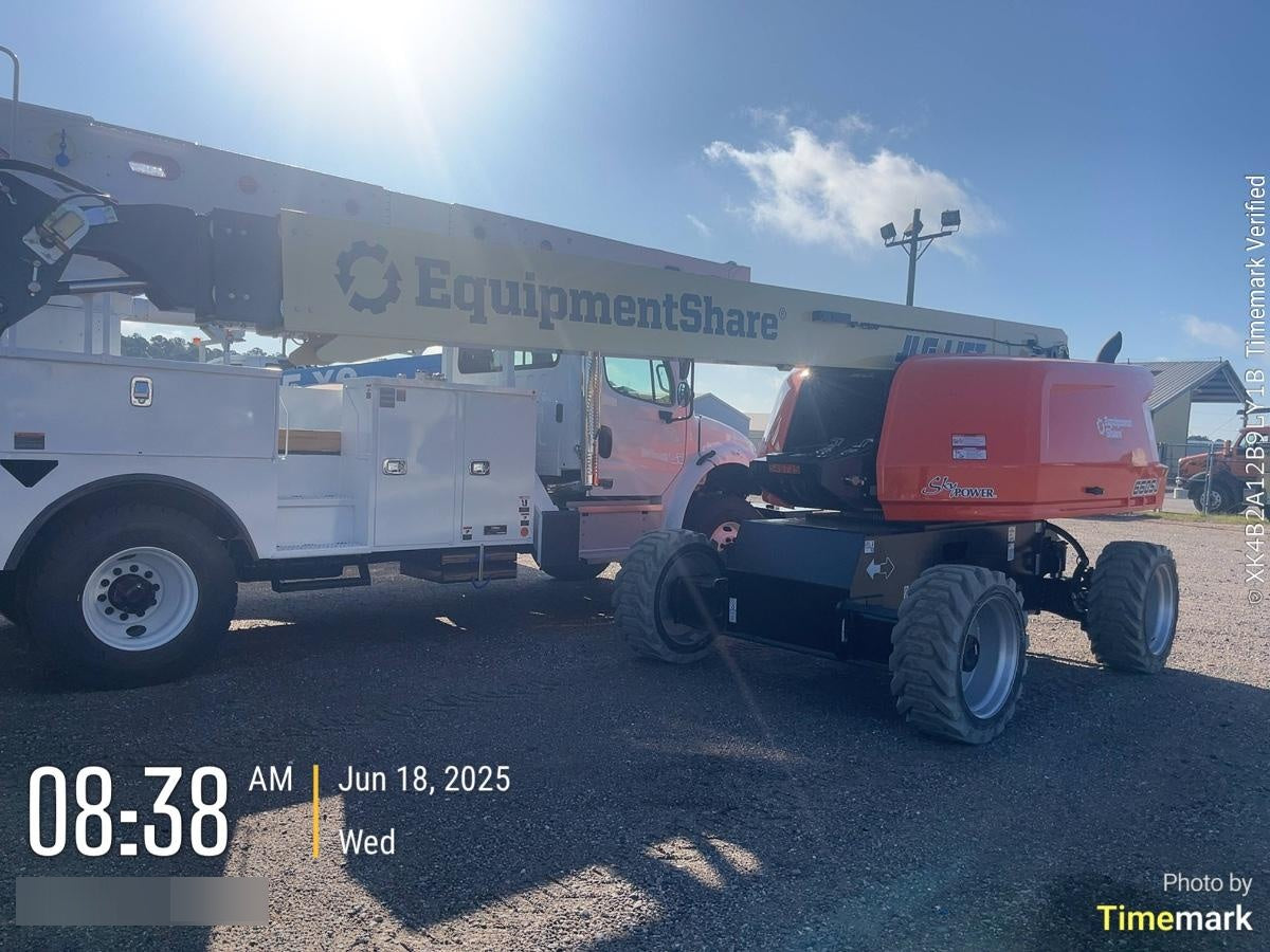 2025 JLG 660SJ