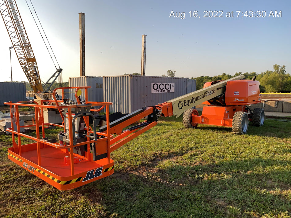 2022 JLG 660SJ