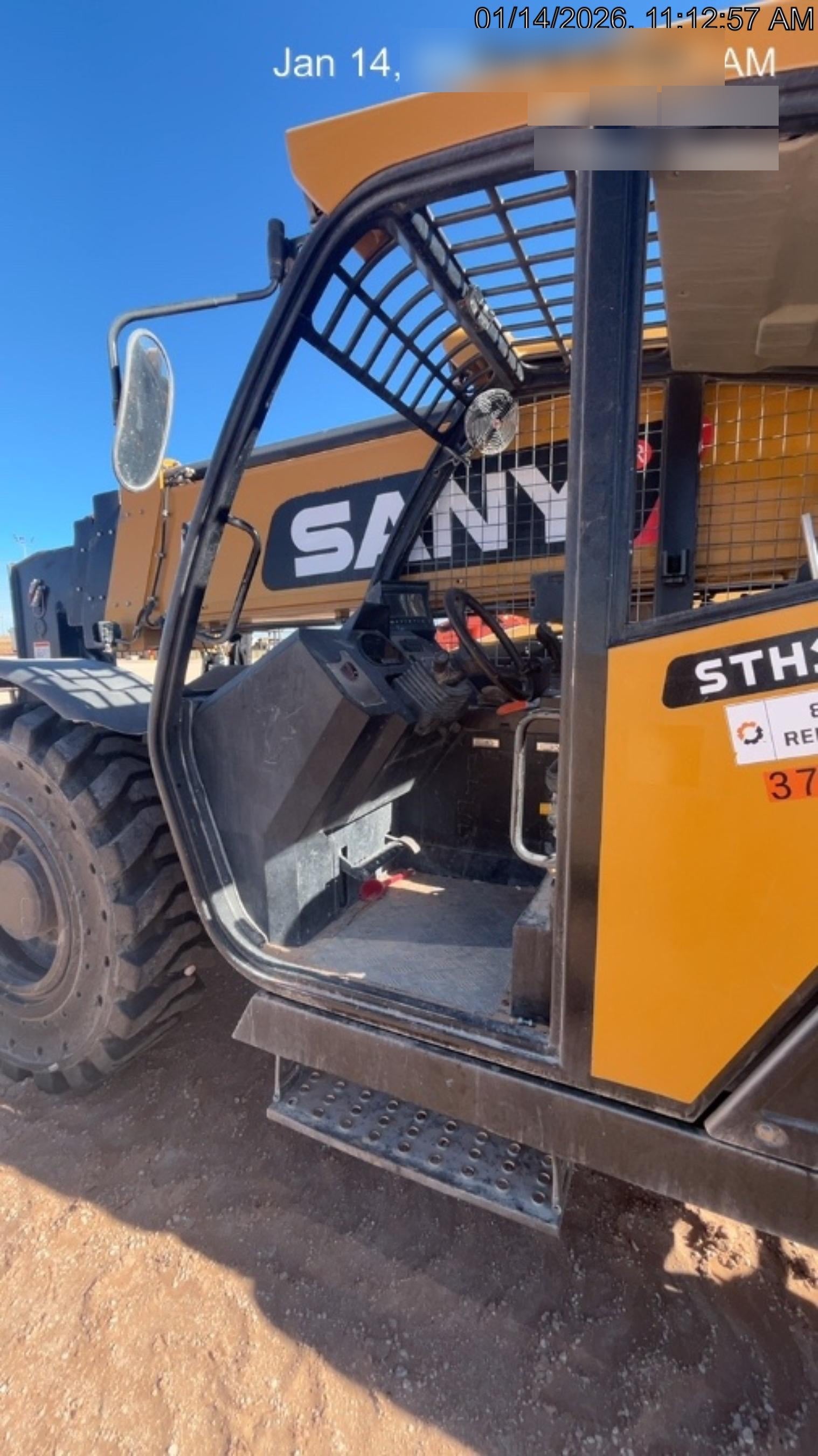 2023 SANY STH1256