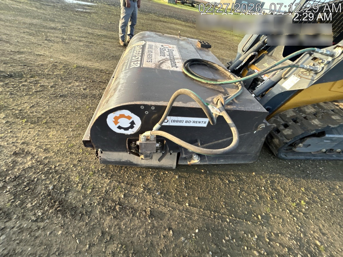 2019 PALADIN Sweepster SB72