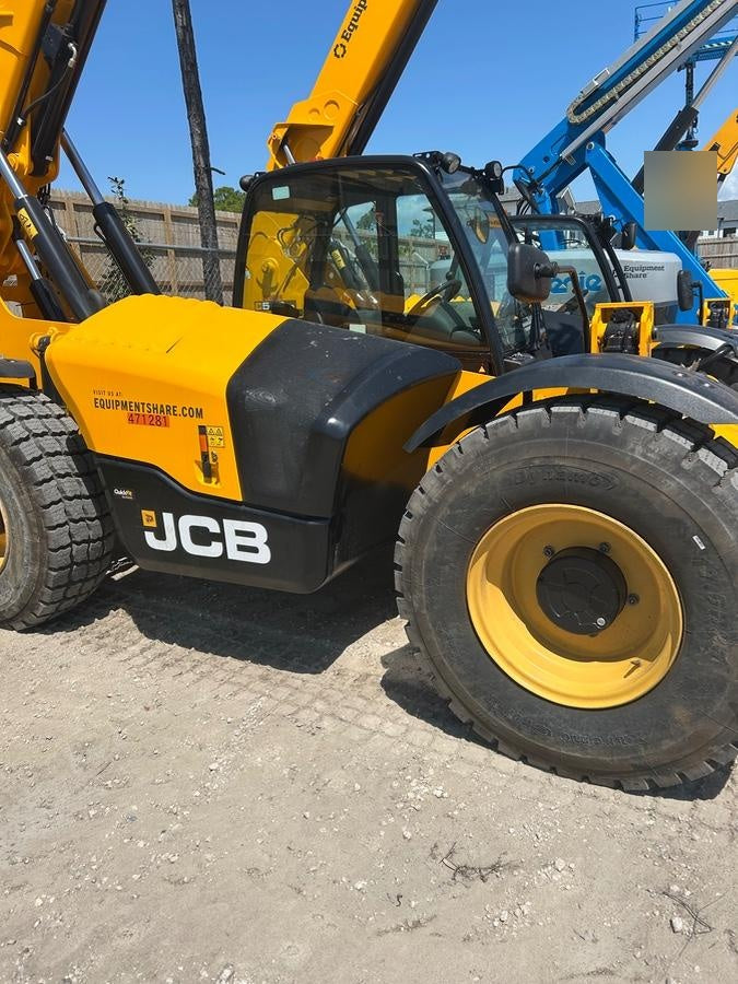 2025 JCB 512-56