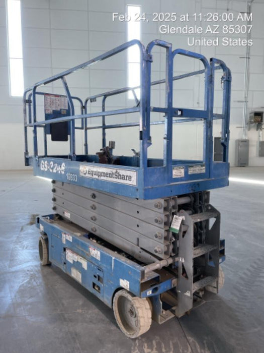 2018 Genie GS-3246 GS-3246 w/Folding rails, Full height swing gate