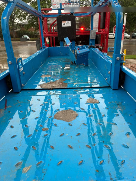 2023 GENIE GS-2632