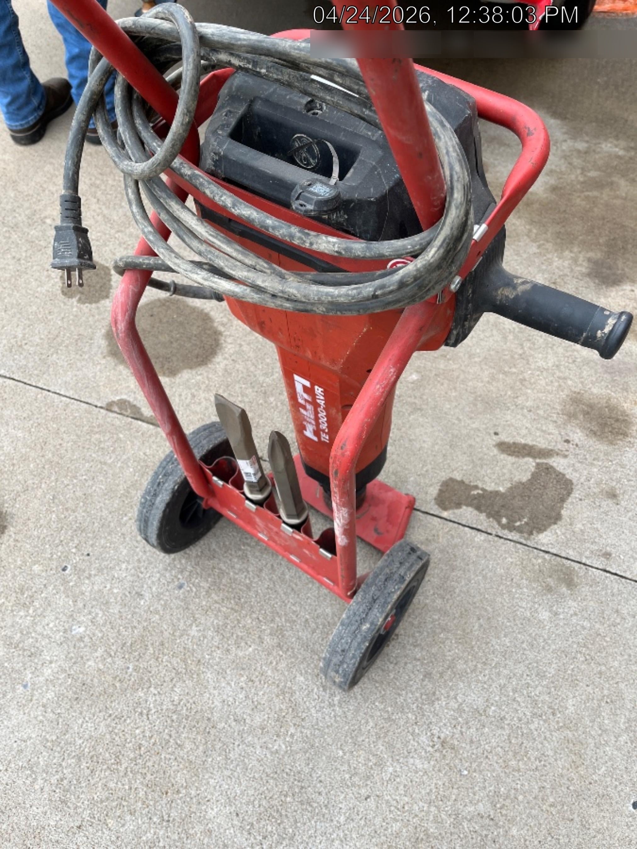 2023 HILTI TE 3000-AVR
