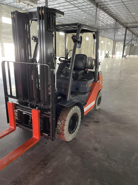 2022 TOYOTA 50-8FGU25