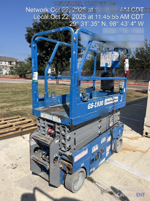 2019 Genie GS-1930 Fixed Rails with Chain Entry