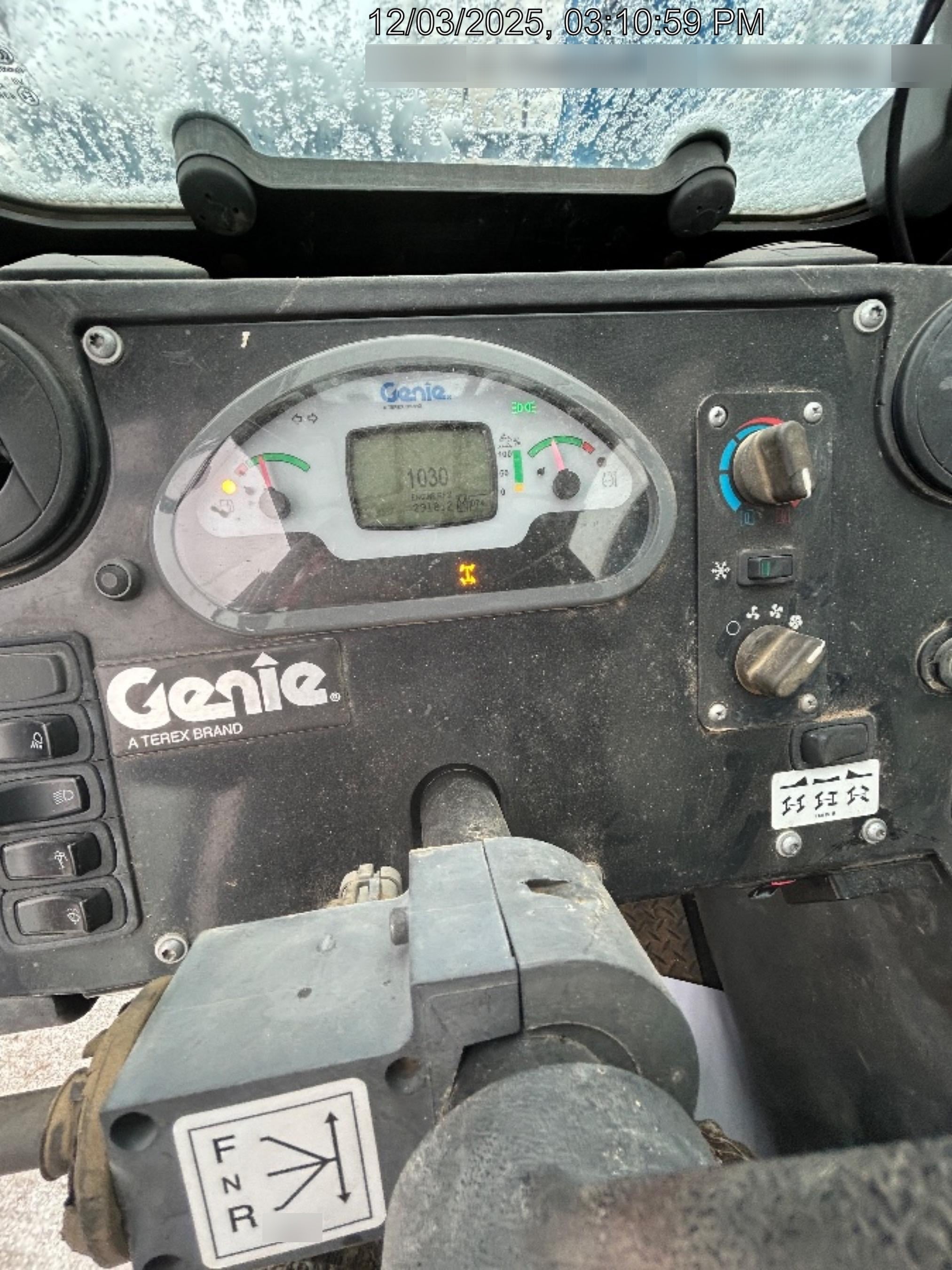 2019 GENIE GTH-844