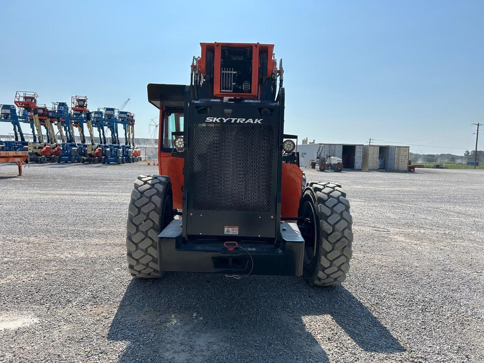 2025 SKYTRAK 10054