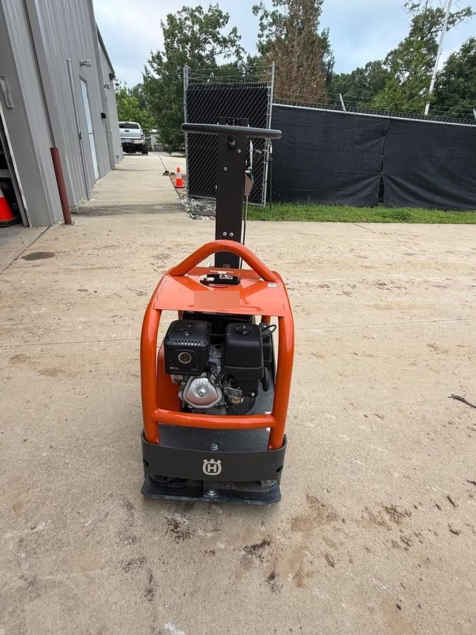 2024 HUSQVARNA LG300