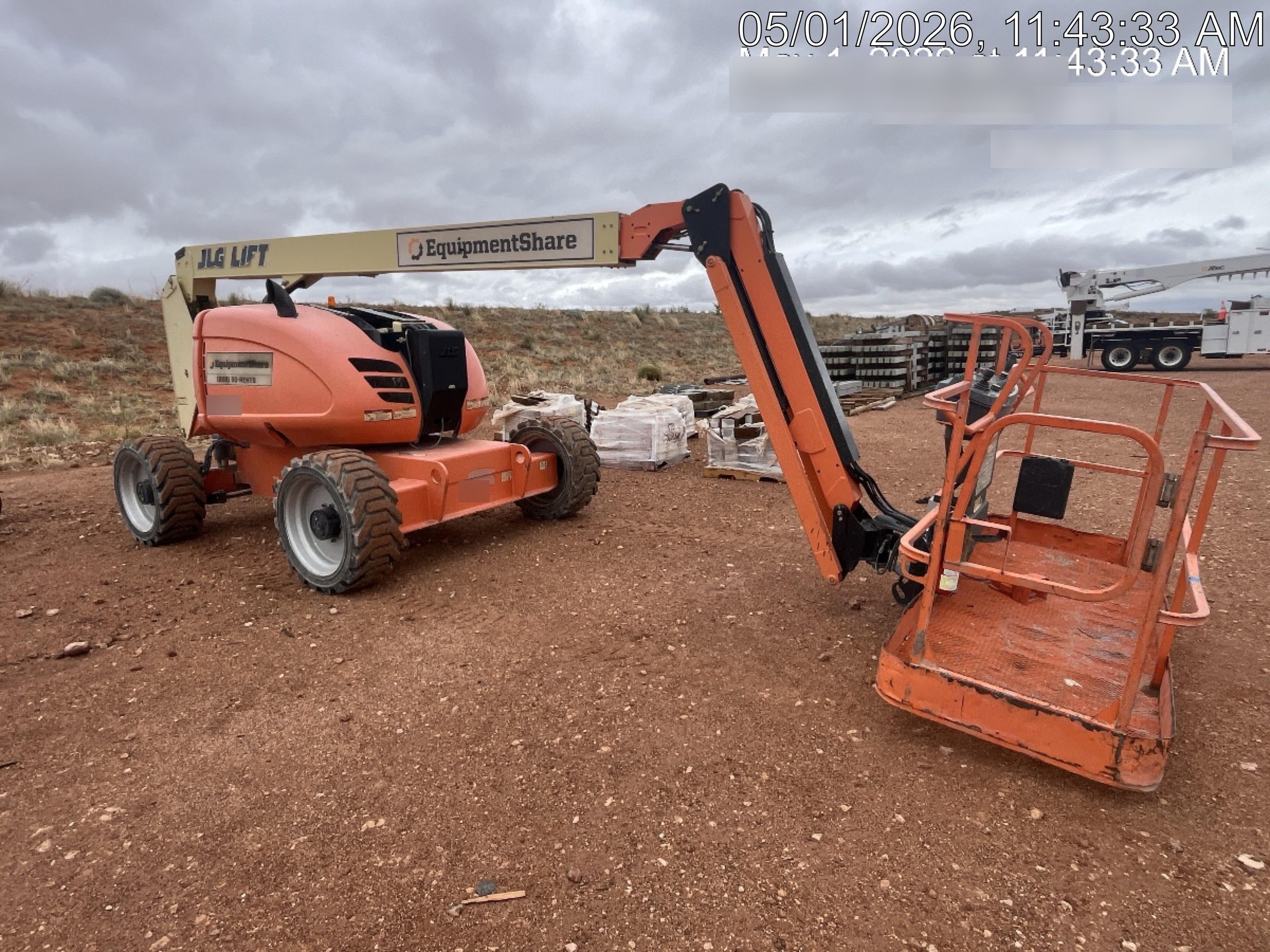 2019 JLG 600AJ