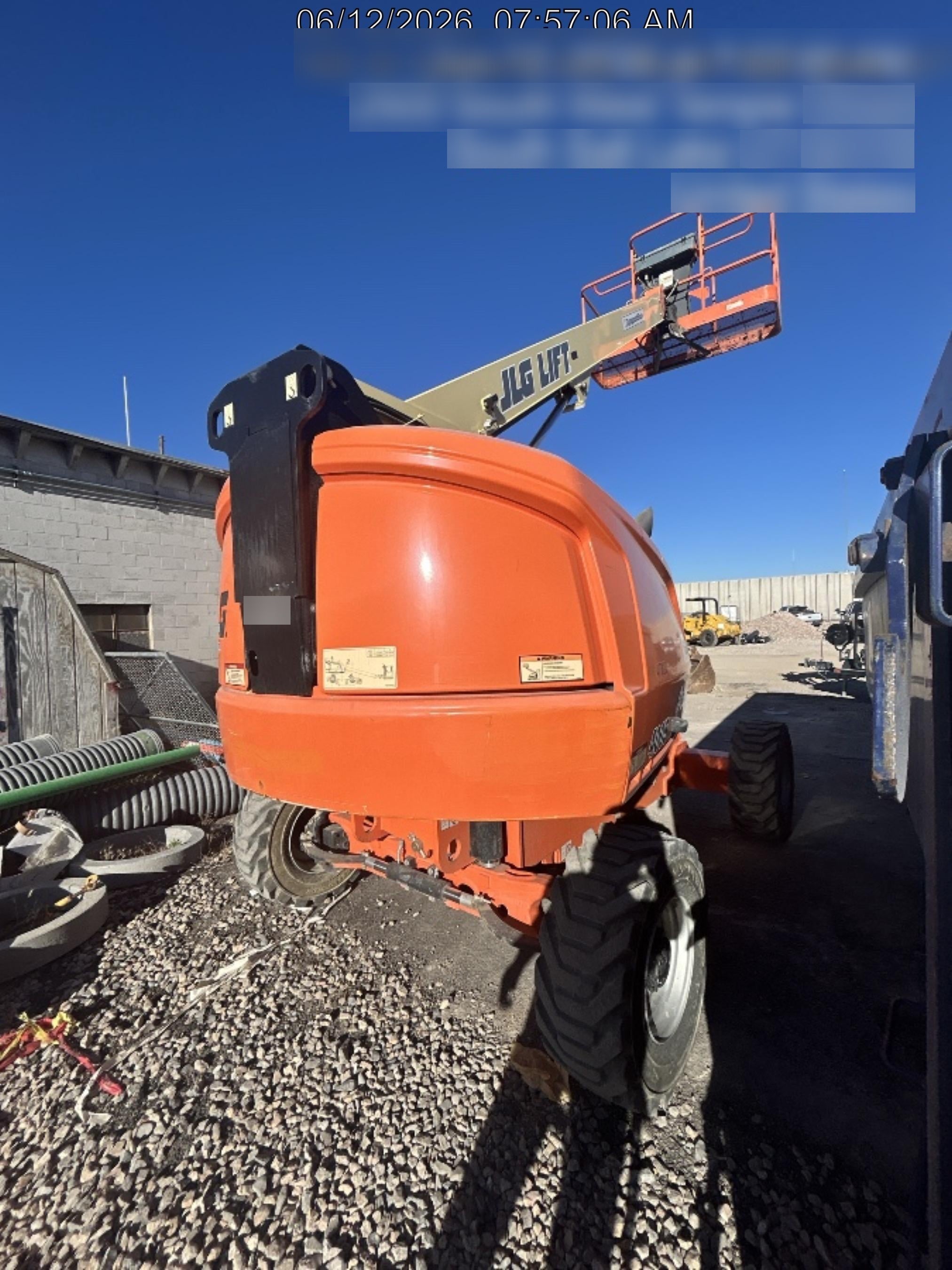 2019 JLG 400S