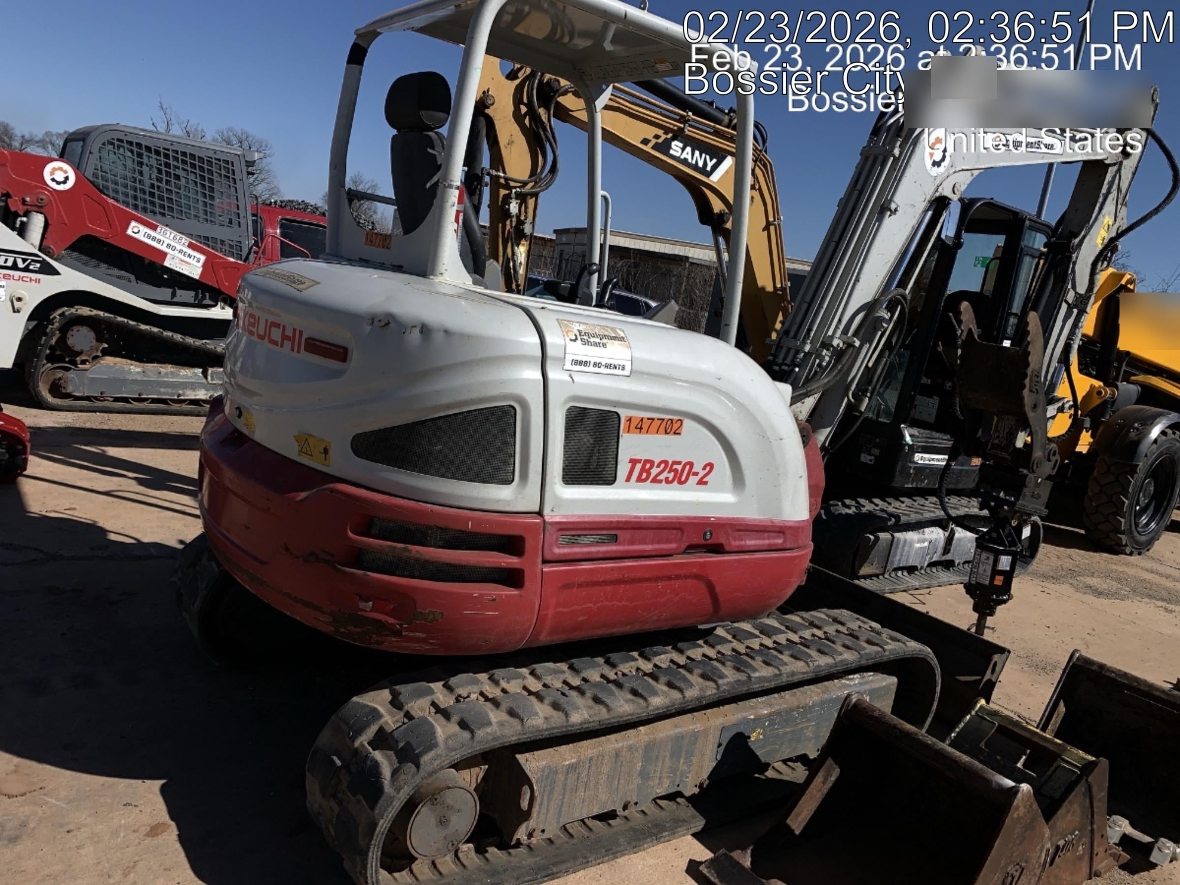 2021 TAKEUCHI TB250-2